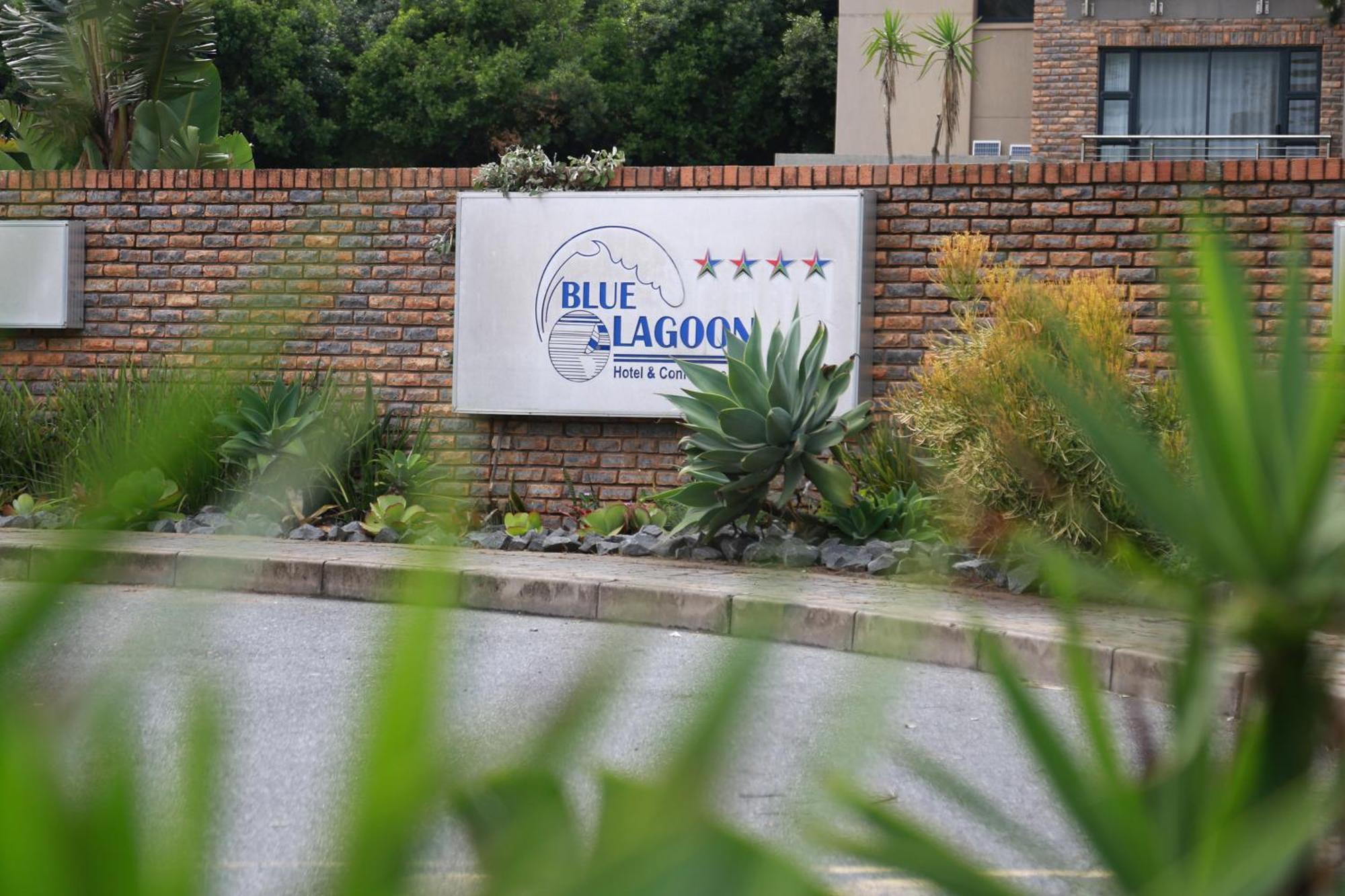 Blue Lagoon Hotel And Conference Centre Източен Лондон Екстериор снимка