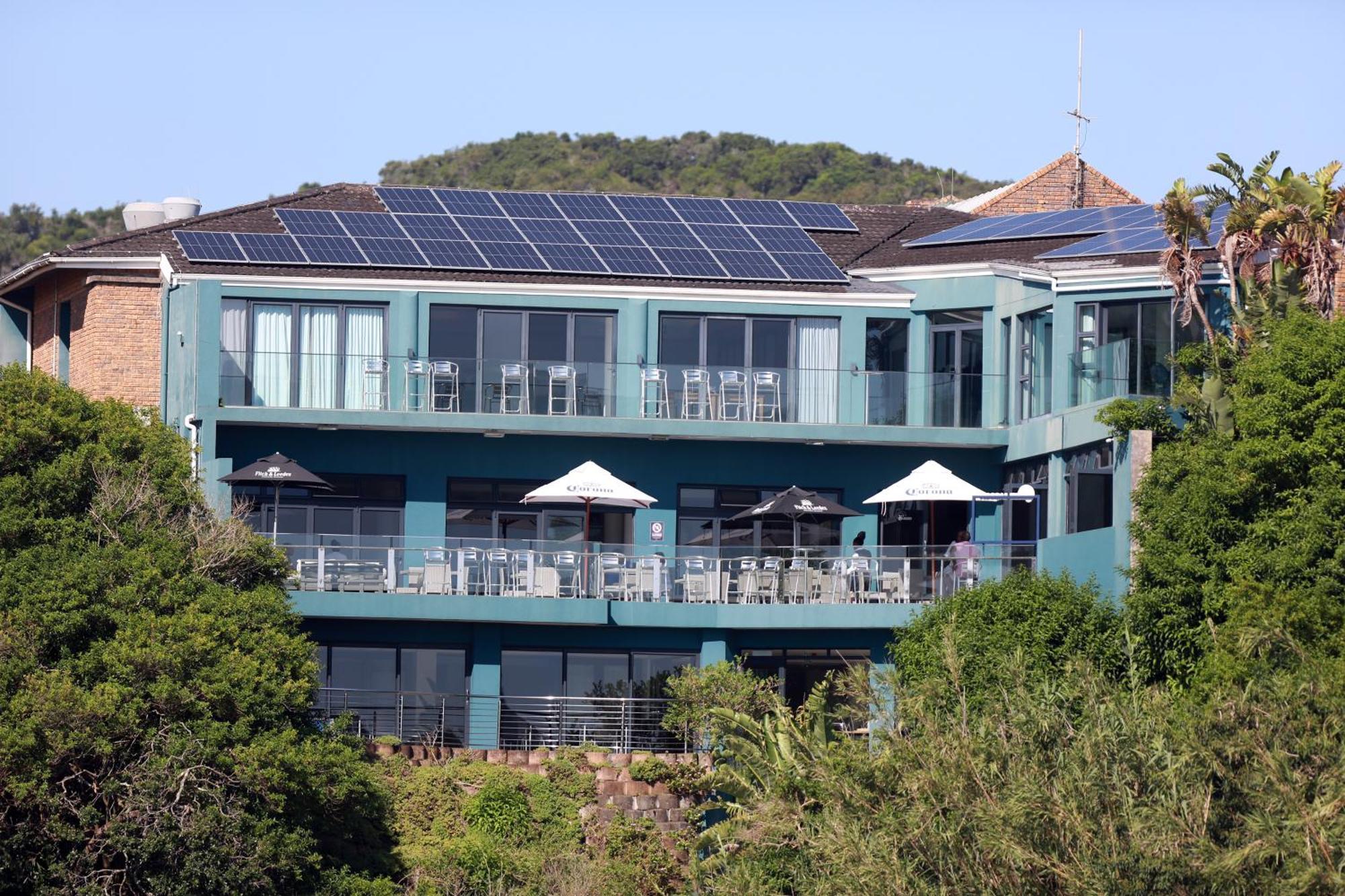 Blue Lagoon Hotel And Conference Centre Източен Лондон Екстериор снимка