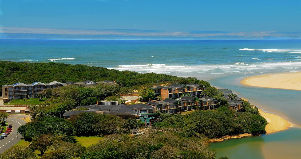 Blue Lagoon Hotel And Conference Centre Източен Лондон Екстериор снимка